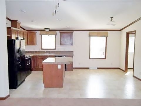 2nd image of 9533 Acorn Park St