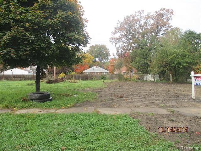 1st image of 16611 Log Cabin St