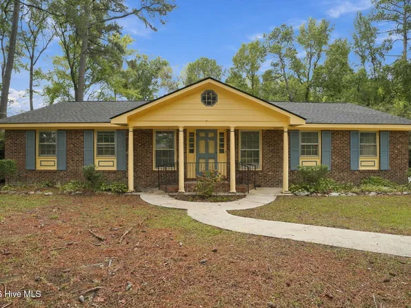 7211 Walter Drive, Lucama, NC 27851