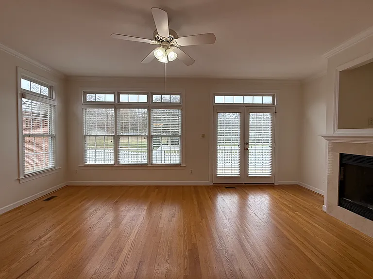 120 S Fields Cir — Photo 6