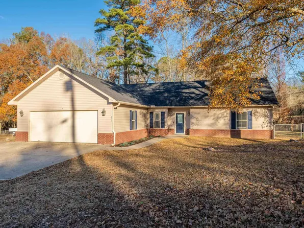 211 Kight Trl, Hot Springs, AR 71913