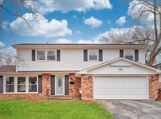 2734 Virginia Pl, Homewood, IL 60430