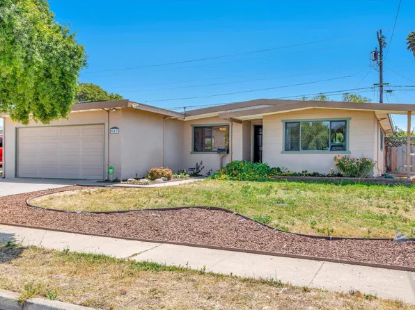 449 Navajo Dr, Salinas, CA 93906