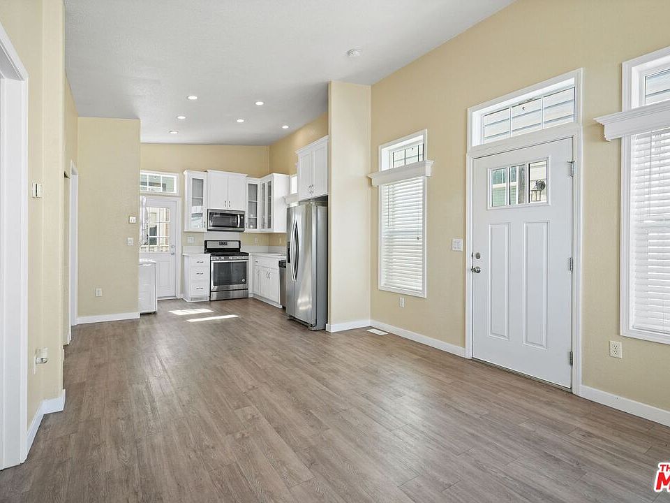1st image of 8250 Lankershim Blvd Space 81