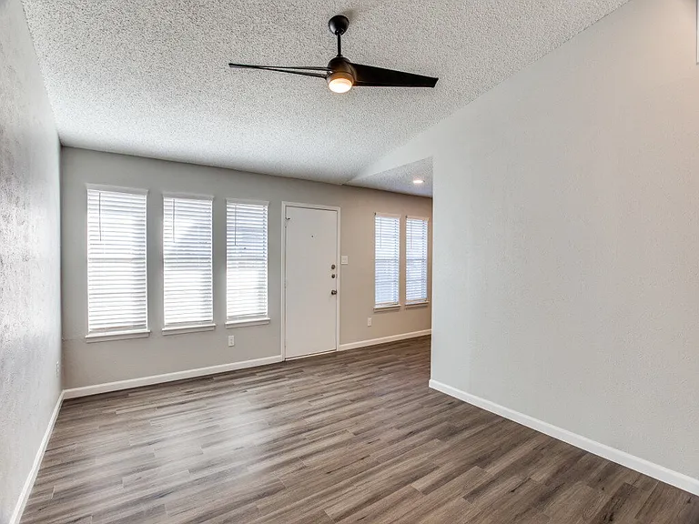 3416 Hamilton Ave #A — Photo 3