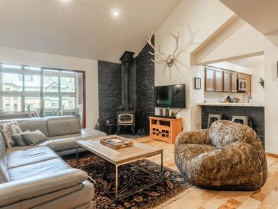 865 Majestic Pines Dr #301, Mammoth Lakes, CA, 93546