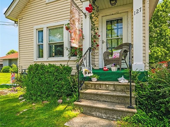 4th image of 127 Avon Belden Rd