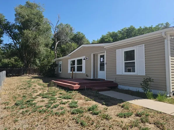304 Comanche Village Dr, Fountain, CO 80817