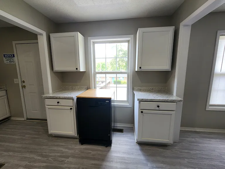 1325 Virginia Ave — Photo 11