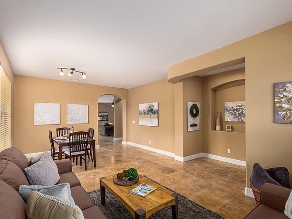 4th image of 15177 W Glenrosa Ave