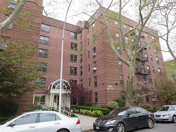 2nd image of 2171 Bragg St APT 3G