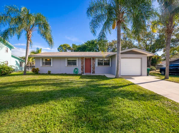 6008 Palm Drive, Fort Pierce, FL 34982
