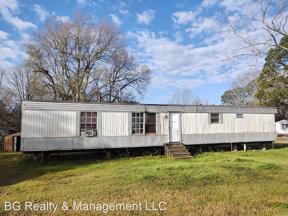 1st image of 300 Palermo Blvd
