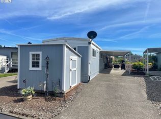 11722 SW Royal Villa Dr, Tigard, OR 97224