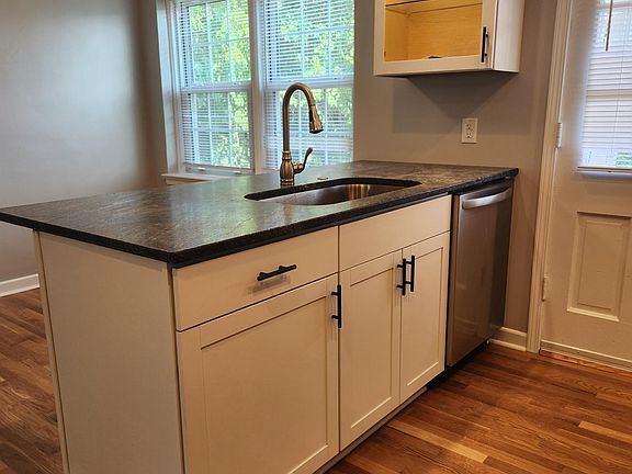 2nd image of 1348 W 7th Ave