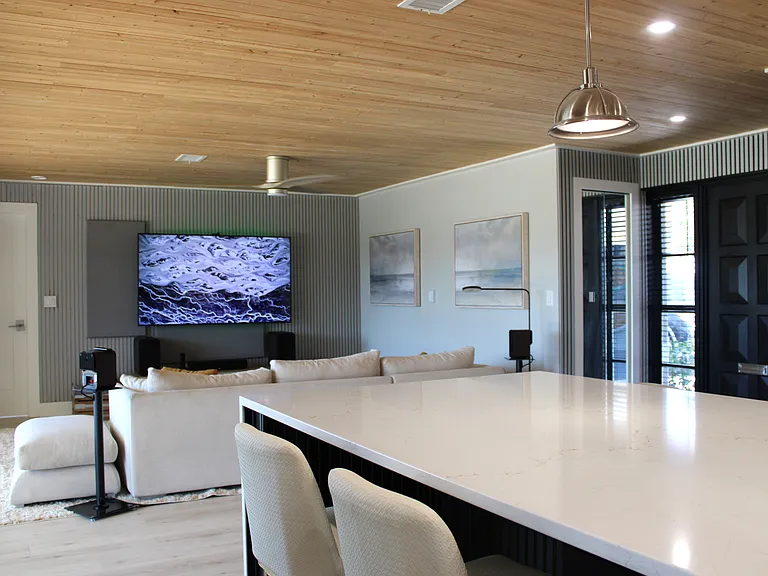 Kitchen to Living room