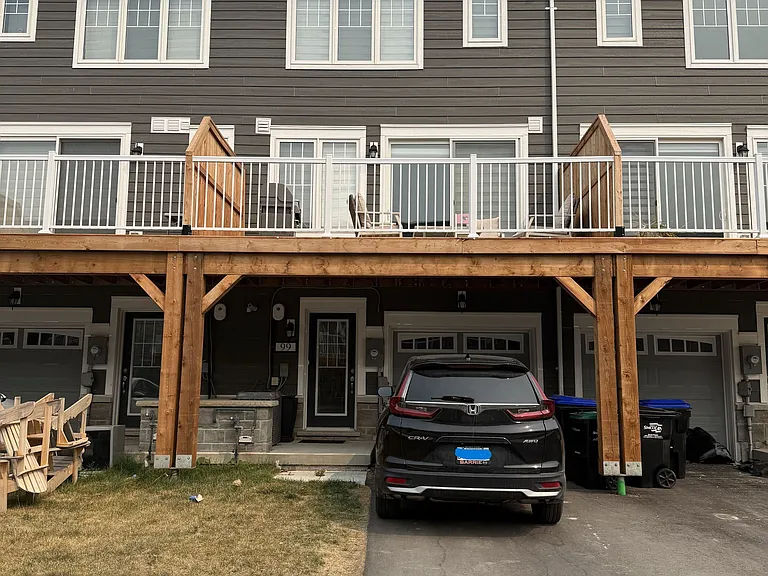 99 Surf Dr — Photo 1