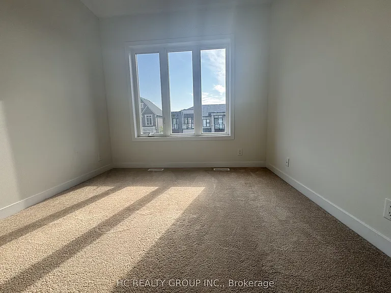 38 Harvey Bunker Cres — Photo 26