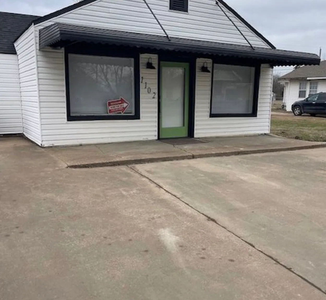 Studio, 1000 sqft, $1,000 — Photo 1