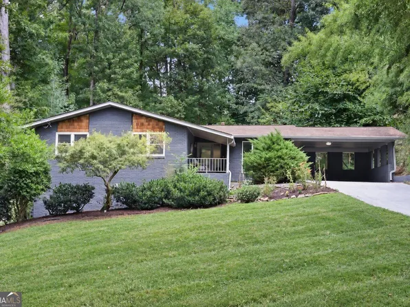 2245 Winding Woods Dr, Tucker, GA 30084