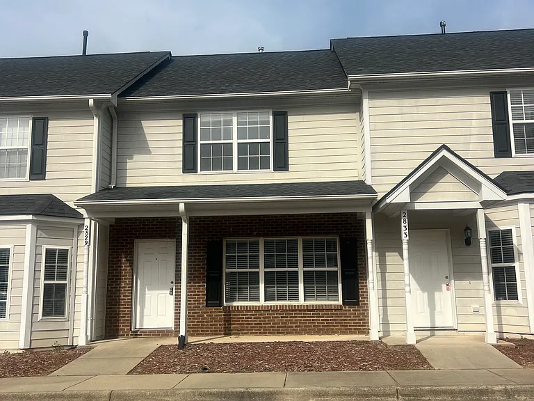 2829 Bennington Dr — Photo 1