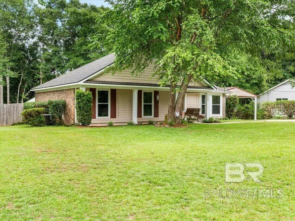 9690 Cascade Dr, Mobile, AL 36695