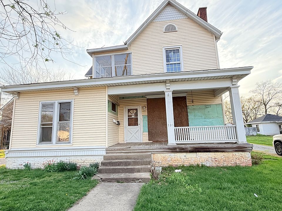 1st image of 101 5th St