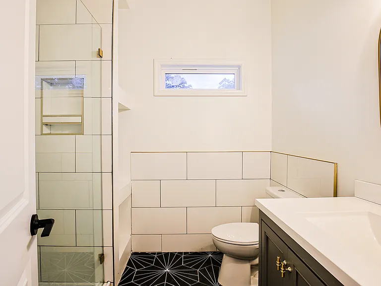 1170 Niles Ave NW — Photo 16