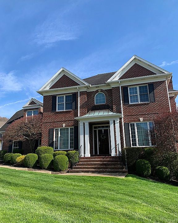 1st image of 4 Bayberry Cir