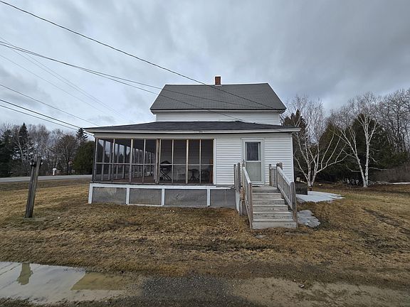 3rd image of 465 Washburn Road