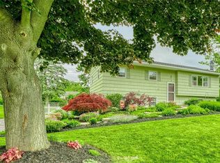 78 Stoddard Dr, Henrietta, NY 14467
