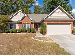 7523 Pfizer Dr, Ooltewah, TN 37363