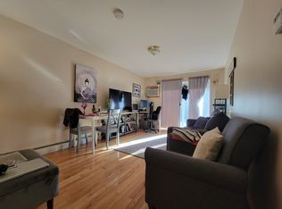 74-16 64th St #1, Ridgewood, NY 11385