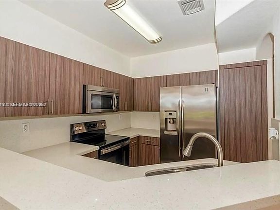 3rd image of 11497 NW 78th Ter
