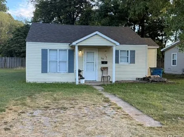 909 Mott St, New Madrid, MO 63869