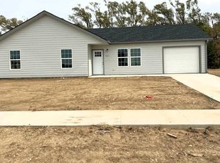 3127 Paradise Ln, Salina, KS 67401