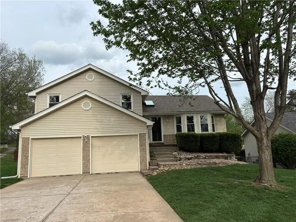 6721 N Saint Clair Ct, Kansas City, MO 64151