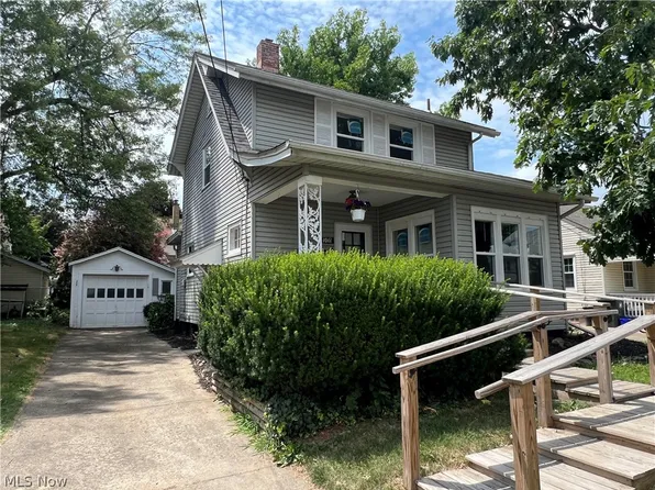 1011 Roslyn Ave SW, Canton, OH 44710