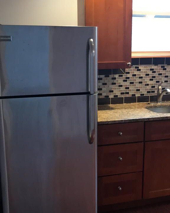 2nd image of 3565 Bruckner Blvd APT 1G