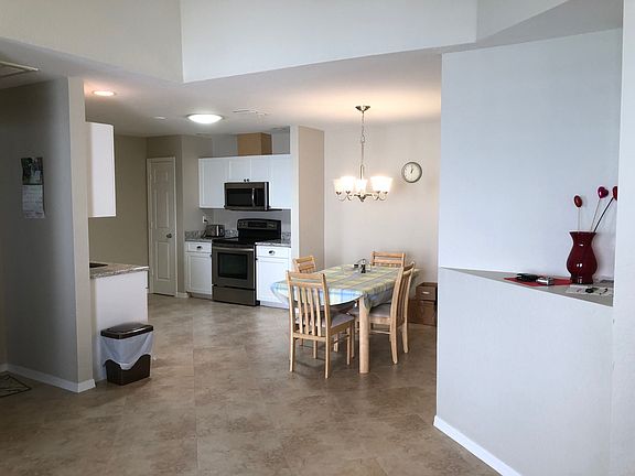 5th image of 12313 Londonderry Ln