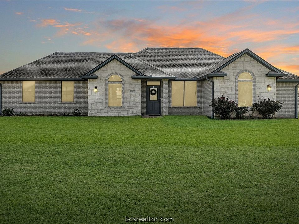 1st image of 4267 Golden Eagle Dr