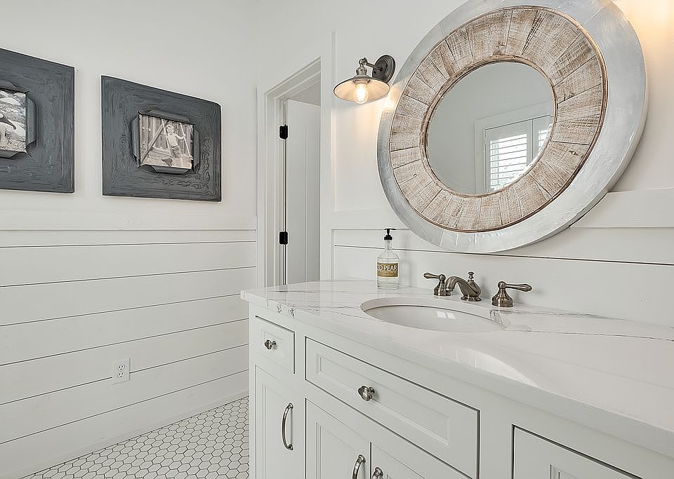 1st image of 306 Point William Ln