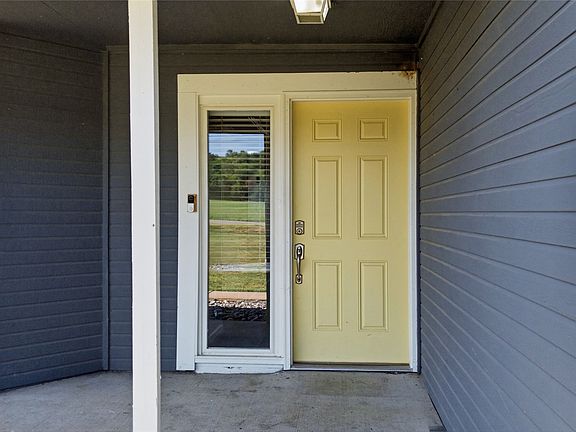 4th image of 3504 W Country Rd