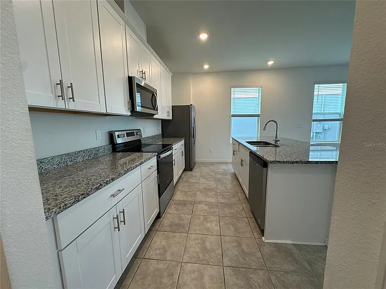 4724 Homestead Trail St — Photo 8