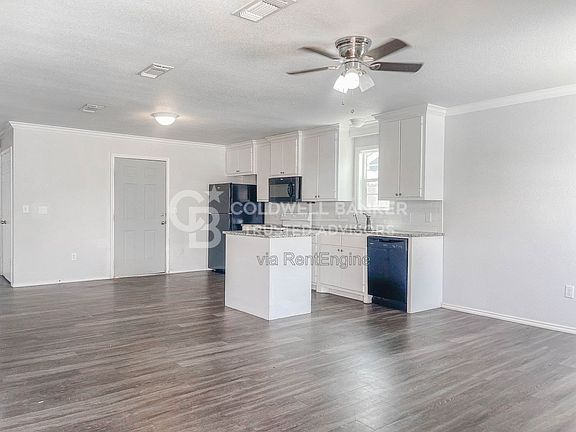 4th image of 2705 Cornell St