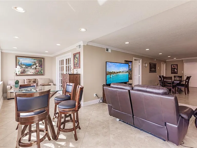 1055 W Peppertree Dr #606AA — Photo 14