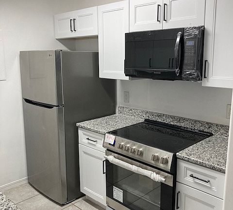 Brand New Updated Kitchen