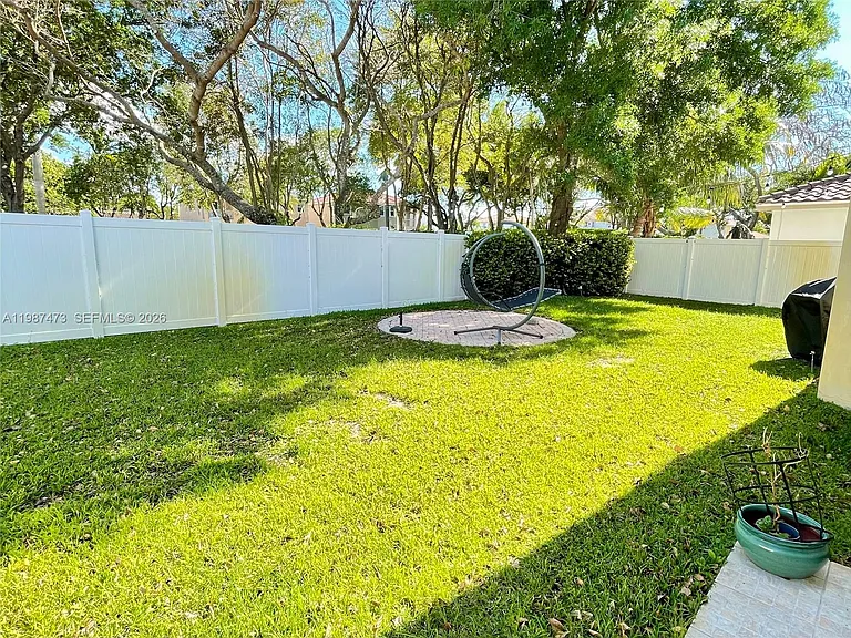 16500 SW 37th St — Photo 27