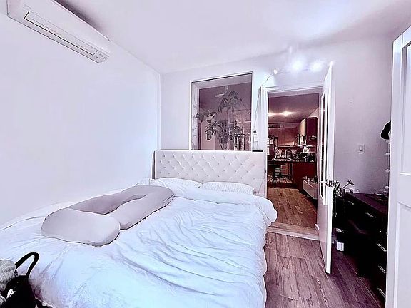 5th image of 330 E 119th St #104B