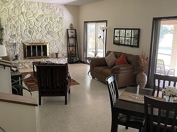 2nd image of 6849 SE 35th St